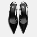 Pull&Bear – Vinyl-Slingback-Schuhe in Schwarz mit Kitten-Absatz