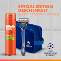 Gillette Fusion5 Rasierer für Männer, UEFA Champions League Special Edition — Inkl. 1 Gillette Nassrasierer, 4 Ersatzklingen mit Gleitstreifen und 5 Klingen, Langanhaltende Rasur, Rasiergel 200 ml