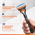 Gillette Fusion5 Rasierer für Männer, UEFA Champions League Special Edition — Inkl. 1 Gillette Nassrasierer, 4 Ersatzklingen mit Gleitstreifen und 5 Klingen, Langanhaltende Rasur, Rasiergel 200 ml