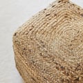 Handgefertigter Pouf Bono aus Jute