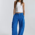 Pull&Bear Cargo-Hose im Balloon-Fit in Ink Blue
