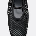 Mesh-Ballerinas mit Riemen