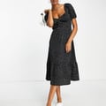 ASOS DESIGN – Strukturiertes Midikleid in Schwarz-weiß gepunktet