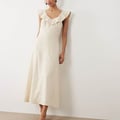 Mango – Midikleid aus Leinenmix in Cremeweiß 