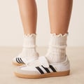 adidas Originals – Samba – Flache Mary-Jane-Schuhe in Weiß und Schwarz