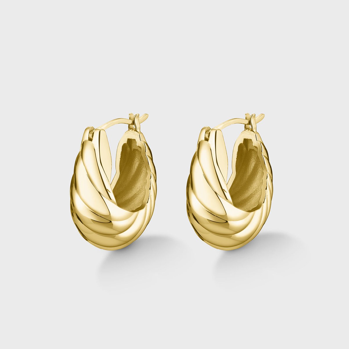 Élevé Waved Hoop Earrings, Gold Colour by Cluse