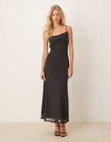 Gina Tricot – Midikleid aus Netzstoff in Schwarz mit weißem Punktemuster