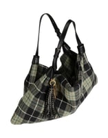 LA CARRIE Handtasche Säuregrün