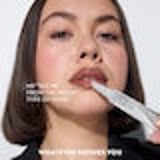 IsaDora Glossy Lip Treat 64 - RAISIN