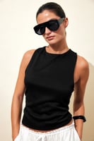 Twist Back Top