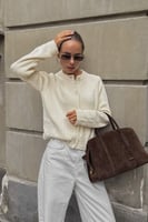 Strickjacke mit Rundhalsausschnitt