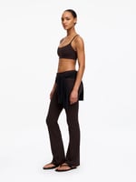 ARKET Sport-BH aus weichem Stretchmaterial Braun, Bild 3 von 4