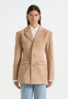 Manière De Voir Claire – Suede Wide Shoulder Cinch Waist Blazer – Beige