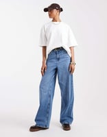 ONLY Tall – Paulina – Weite Jeans aus hellblauem Denim mit hohem Bund