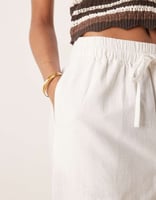 ASOS DESIGN Tall – Hose in Leinenoptik in Wollweiß