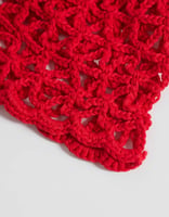 ASOS DESIGN gehäkelte Strickmütze in Rot