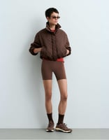 OYSHO Fellex® kurze gepolsterte Jacke in Kakaobraun