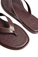Flache Flip-Flop-Sandalen