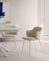 Kave Home Yunia Stuhl in Beige mit Stahlbeinen mit beigem Finish FSC 100%