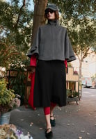 Stradivarius Bermudashorts mit überkreuztem Bund, Bild 2 von 4