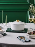 Ovaler Bräter Signature Collection aus Gusseisen