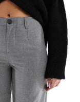 Bershka – Elegante Hose mit weitem Bein in Grau