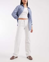 Only – Blush – Jeans in Weiß mit mittelhohem Bund und geradem Schnitt