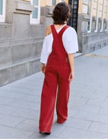 Pull&Bear lange Denim-Latzhose in Burgunderrot, Bild 3 von 4