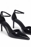 Spitze Pumps