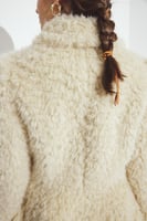 NA-KD Kunstpelzjacke mit gerundeten Ärmeln Beige, image 2 of 4