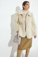 NA-KD Kunstpelzjacke mit gerundeten Ärmeln Beige, image 3 of 4