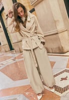 Stradivarius fließender Trenchcoat mit Reverskragen