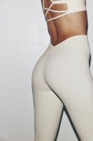 H&M Leggings mit SculptMove™ - Elfenbein