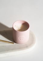 senzou SCENTED CERAMIC CANDLE | PINK | WHITE SAGE, Bild 2 von 4