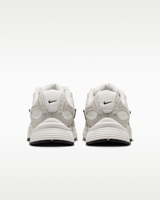 Nike V5 RNR Suede