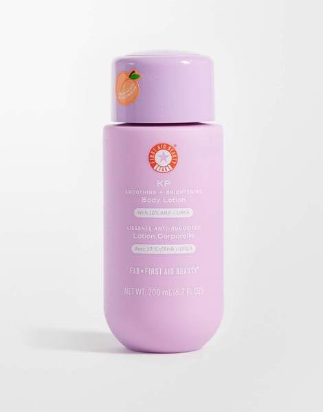 First Aid Beauty KP glättende und aufhellende Bodylotion 200 ml