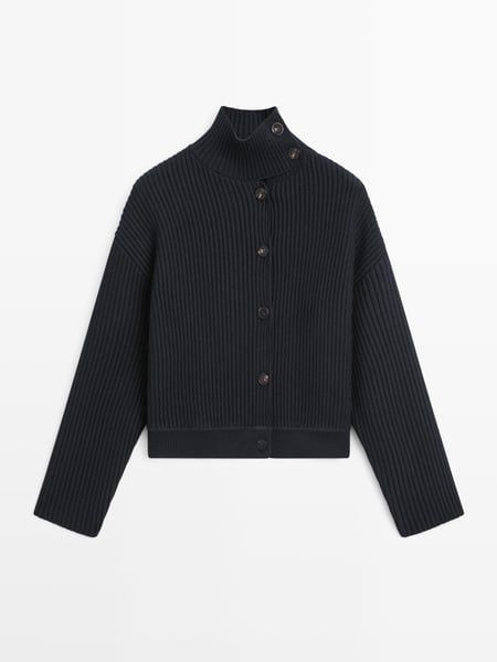 Rollkragen-Cardigan aus 100 % Baumwolle · Marineblau · Tops Und Andere Kleidungsstücke | Massimo Dutti