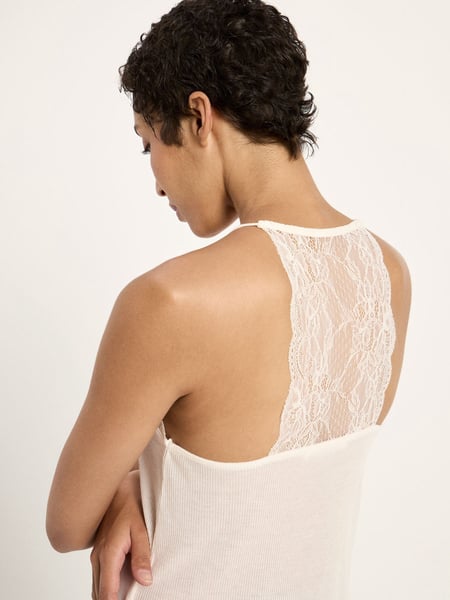 Spitzentop aus TENCEL™ Spitzentop
