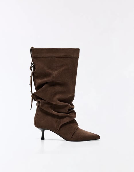 Bershka Verstellbare Slouchy-Fit-Stiefeletten mit Absatz