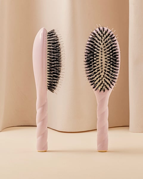 N.02 La Brosse Démêlante & Soin l'Indispensable Rose Lilas