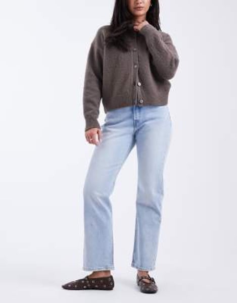 Levi’s – 501 Hourglass – Straight Jeans in hellblauer Waschung
