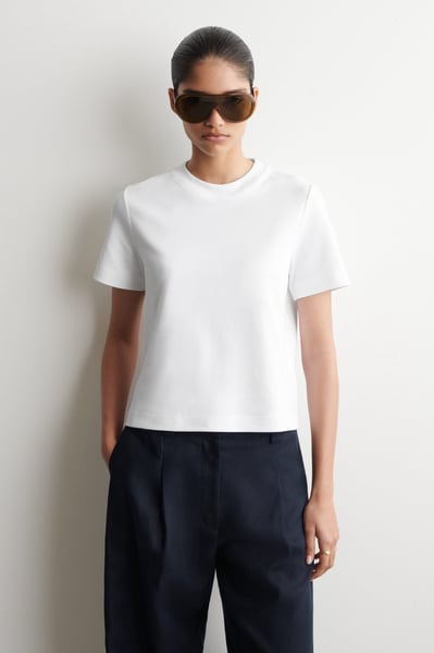 Cos SCHLICHTES T-SHIRT - WEISS