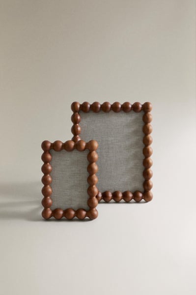 BEADED WOODEN PHOTO FRAME