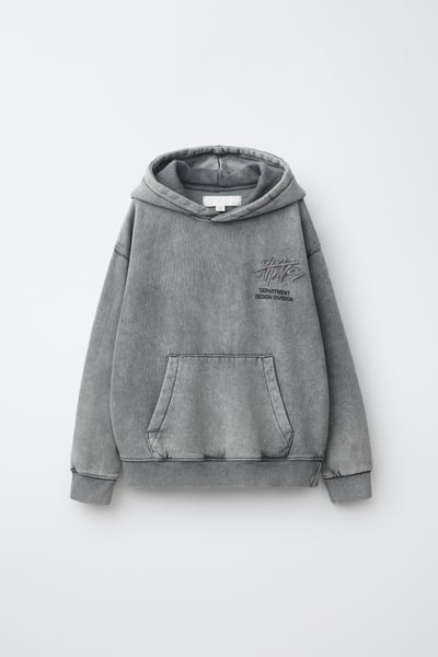 ZARA KAPUZENSWEATSHIRT MIT GEWASCHENEM EFFEKT UND SCHRIFTZUG