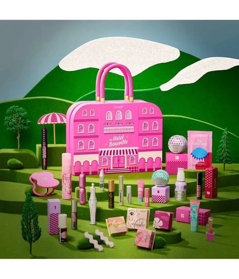 Benefit Cosmetics The Hotel Beneville Adventskalender