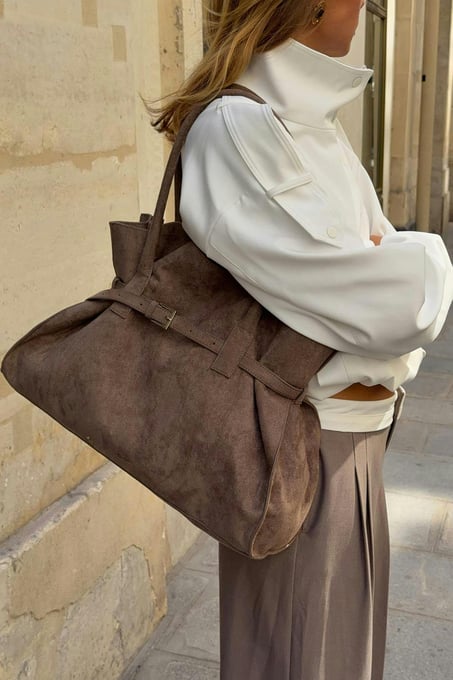 Belted tote bag