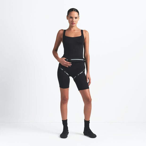 NikeSkims SQUARE NECK TANK