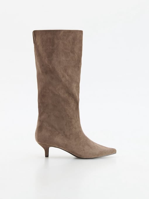 RESERVED Stiefel aus Wildlederimitat