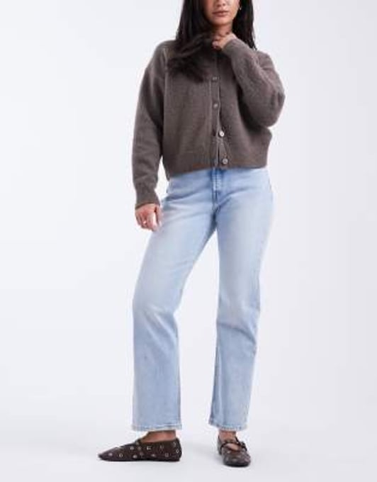 Levi’s – 501 Hourglass – Straight Jeans in hellblauer Waschung 