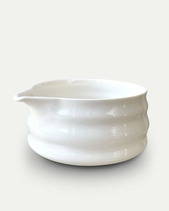 Mixing Bowl Pearly White – Handgefertigte Keramikschale für Matcha